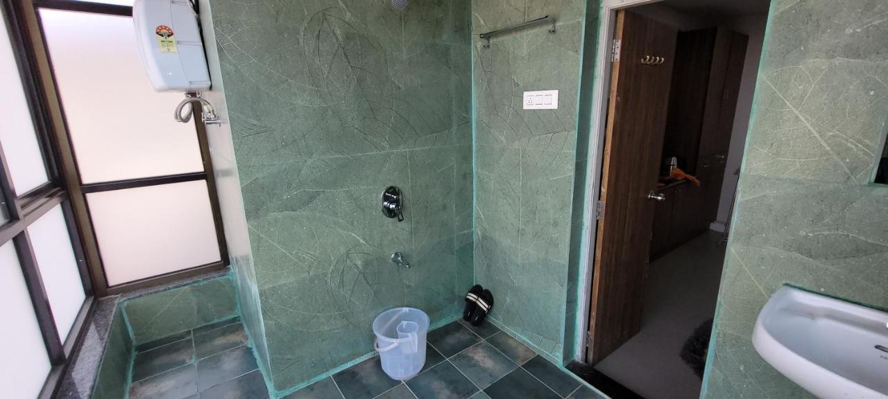 Rk 2 And 3 Bedroom Penthouse Панаджи Екстериор снимка